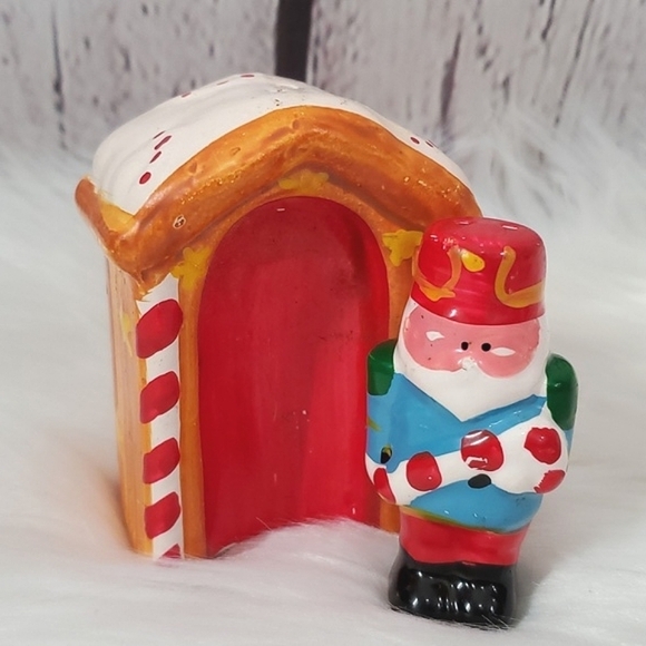 Vintage Other - Vintage Christmas Santa Claus Nutcracker North Pole Salt & Pepper Shakers